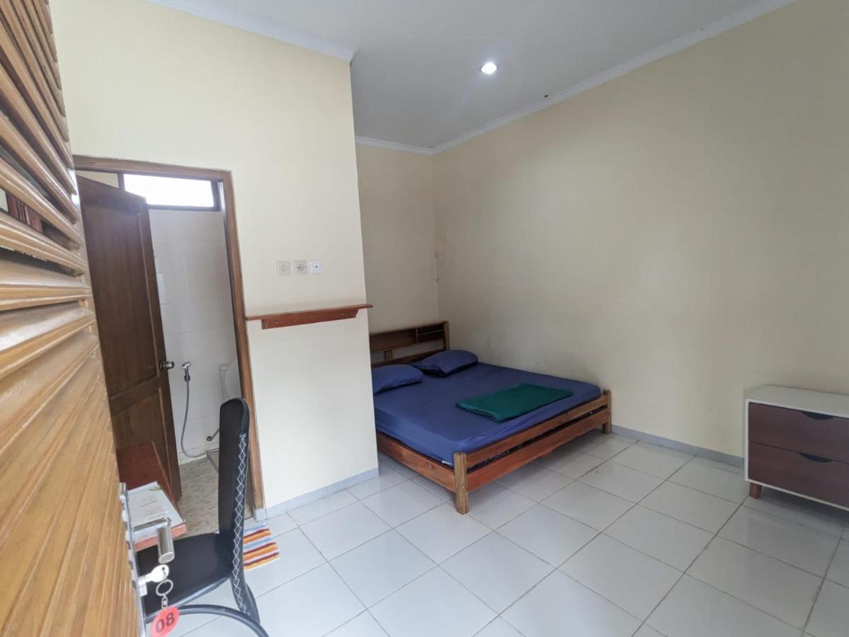 Rumah Pagar Merah Homestay Jogyakarta Zewnętrze zdjęcie